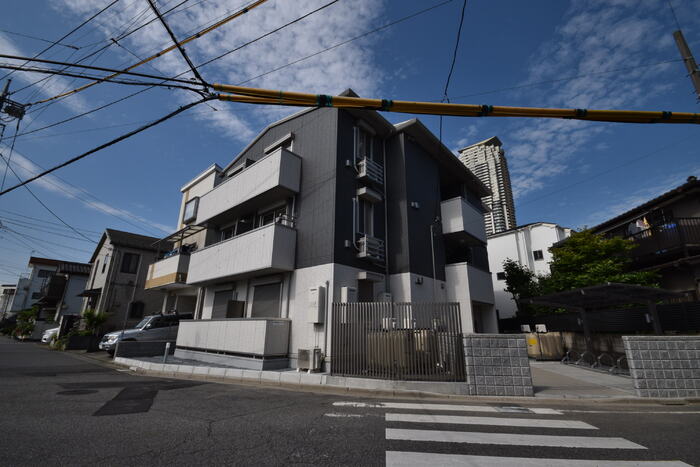 ��ʌ�����s�����S���ڂ̃A�p�[�g�̌����O��