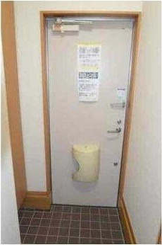 ��ʌ������s�������̃A�p�[�g�̌���