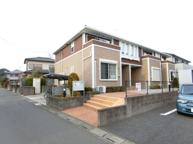 ��ʌ��@�c�s�@�c�T���ڂ̃A�p�[�g�̌����O��