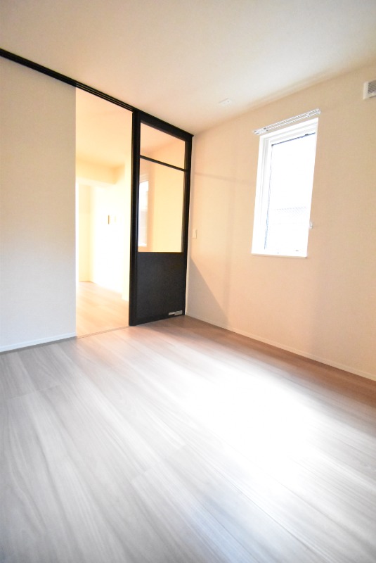 ��ʌ��������܎s�Y�a���ՂV���ڂ̃}���V�����̐Q��