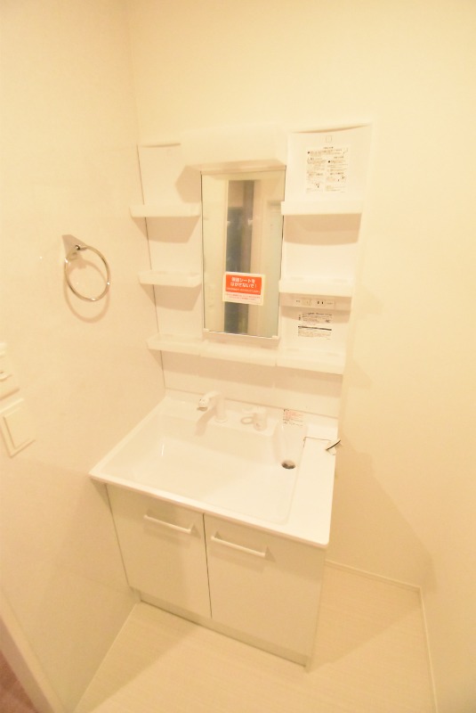 ��ʌ��������܎s�Y�a���ՂV���ڂ̃}���V�����̐��ʏ�