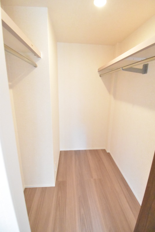 ��ʌ��������܎s�Y�a���ՂV���ڂ̃}���V�����̎��[