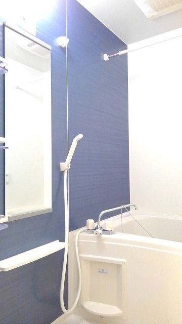 ��ʌ��@�c�s�������̃A�p�[�g�̃o�X