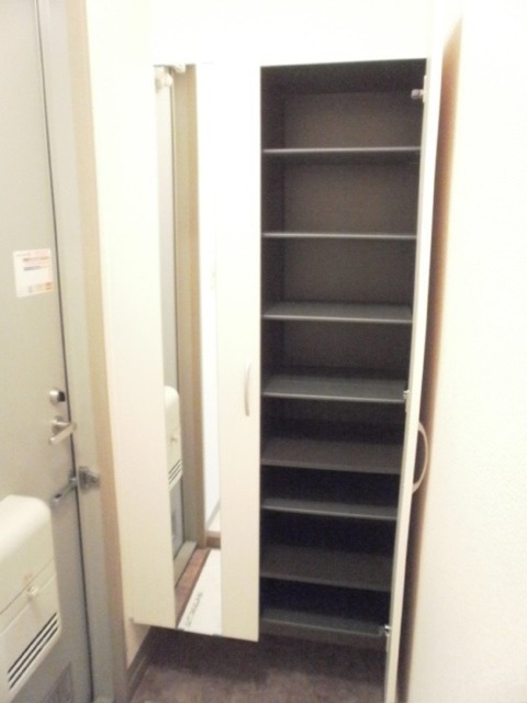 ��ʌ��k�����S�ɓޒ��h�T���ڂ̃A�p�[�g�̌���