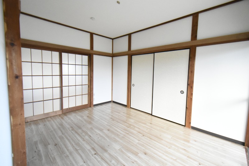 ��ʌ�����s�x�m���P���ڂ̃A�p�[�g�̂��̑������E�X�y�[�X