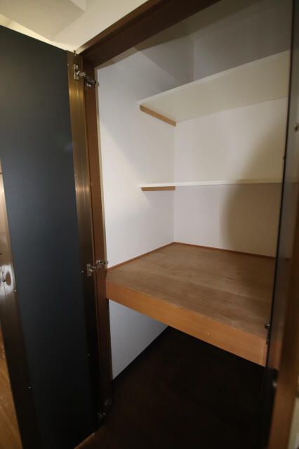 ��ʌ��������܎s����O���U���ڂ̃}���V�����̂��̑��ݔ�