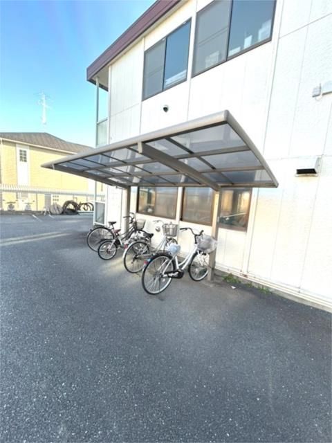 ��ʌ��������܎s��΋摾�c�Q���ڂ̃A�p�[�g�̂��̑�