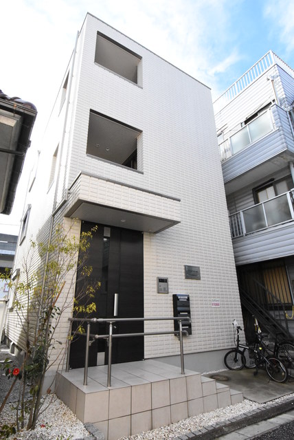 ��ʌ��������܎s������{�����Q���ڂ̃}���V�����̌����O��