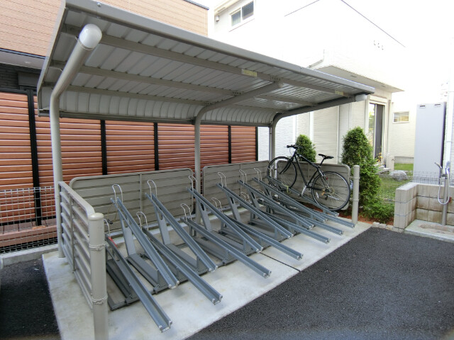 ��ʌ��z�J�s�쒬�Q���ڂ̃A�p�[�g�̂��̑�