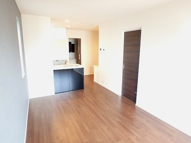 ��ʌ��������܎s�k��A�|���Q���ڂ̃}���V�����̋��ԁE���r���O