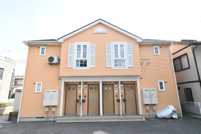 ��ʌ�����s���ԂQ���ڂ̃A�p�[�g�̌����O��