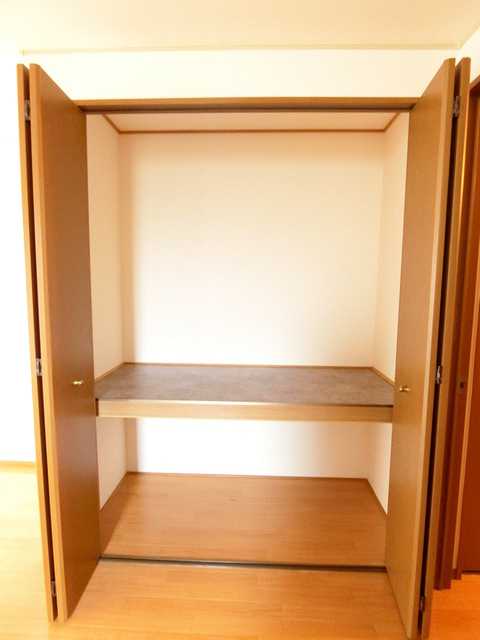 ��ʌ��k�����S�ɓޒ������R���ڂ̃A�p�[�g�̂��̑������E�X�y�[�X