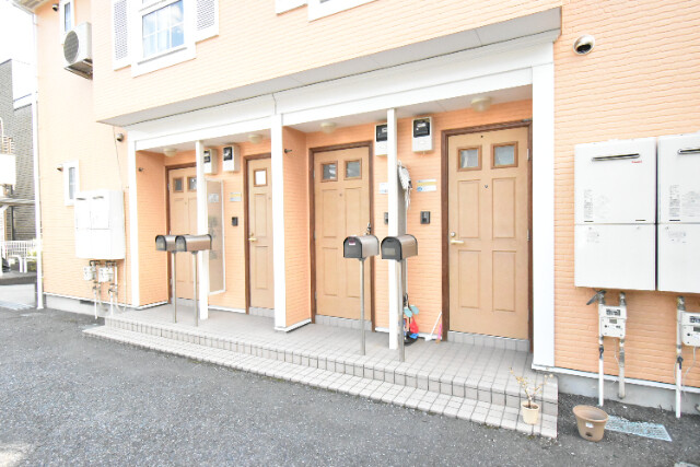 ��ʌ�����s���ԂQ���ڂ̃A�p�[�g�̃G���g�����X