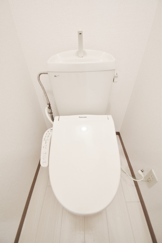 ��ʌ��������܎s��{��k�ܒ��Q���ڂ̃A�p�[�g�̃g�C��