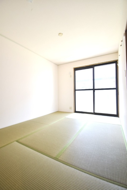 ��ʌ��������܎s��{��k�ܒ��Q���ڂ̃A�p�[�g�̂��̑�