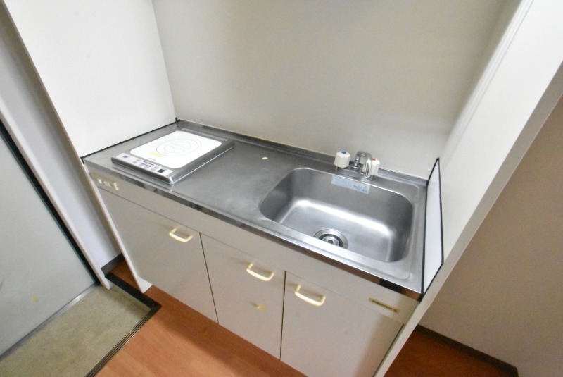 ��ʌ�����s������S���ڂ̃}���V�����̃L�b�`��