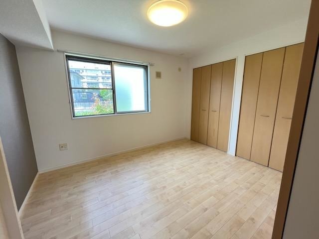 ��ʌ��z�J�s�厚��|�̃A�p�[�g�̂��̑������E�X�y�[�X