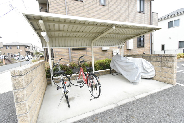 ��ʌ��������܎s�΋擹�c�y�R���ڂ̃A�p�[�g�̂��̑�