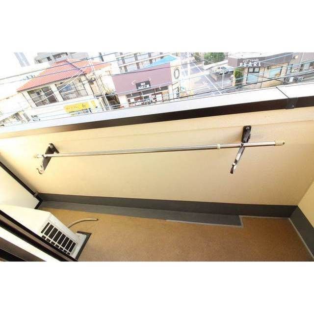 ��ʌ�����s������S���ڂ̃}���V�����̃o���R�j�[