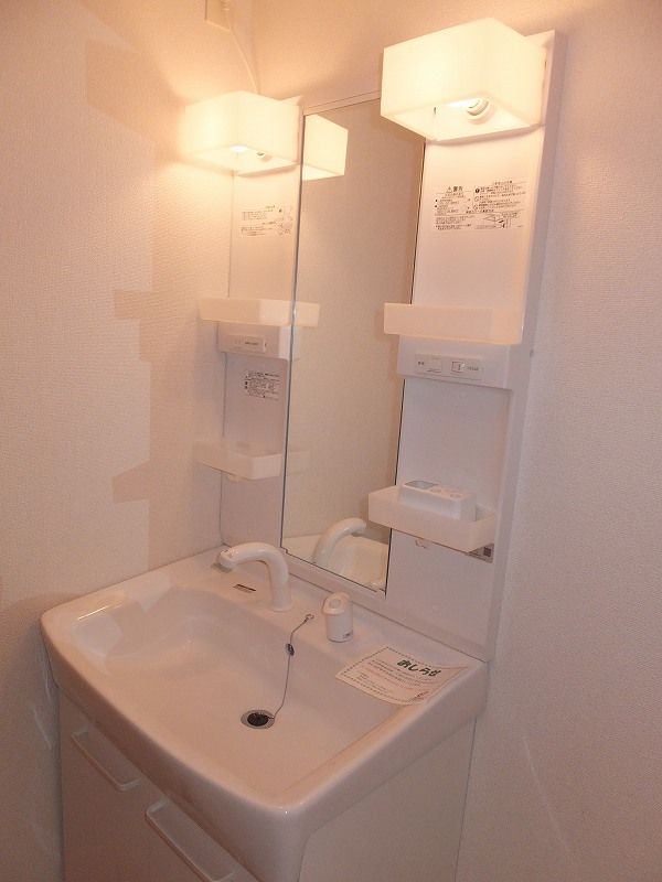 ��ʌ��������܎s��΋�{���Q���ڂ̃A�p�[�g�̐��ʏ�