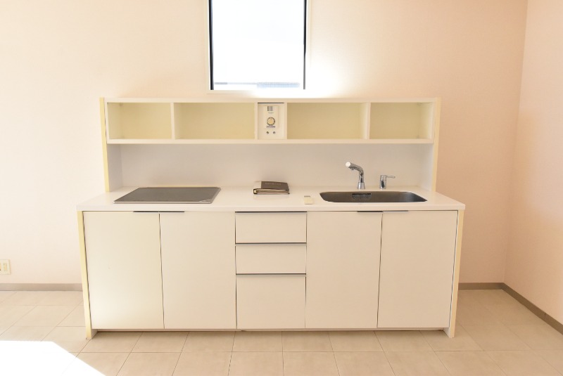 ��ʌ�����s�����Q���ڂ̃e���X�n�E�X�̃L�b�`��