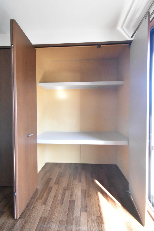 ��ʌ��������܎s���厚��J���̃A�p�[�g�̎��[