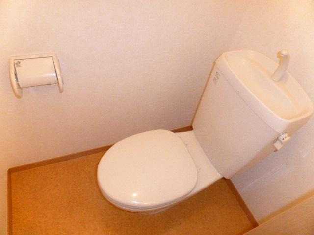 ��ʌ��z�J�s�ԎR���P���ڂ̃A�p�[�g�̃g�C��