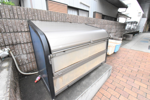 ��ʌ��z�J�s�ԎR���P���ڂ̃A�p�[�g�̂��̑�