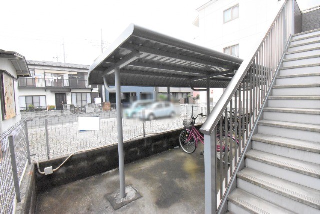 ��ʌ��z�J�s�ԎR���P���ڂ̃A�p�[�g�̂��̑�