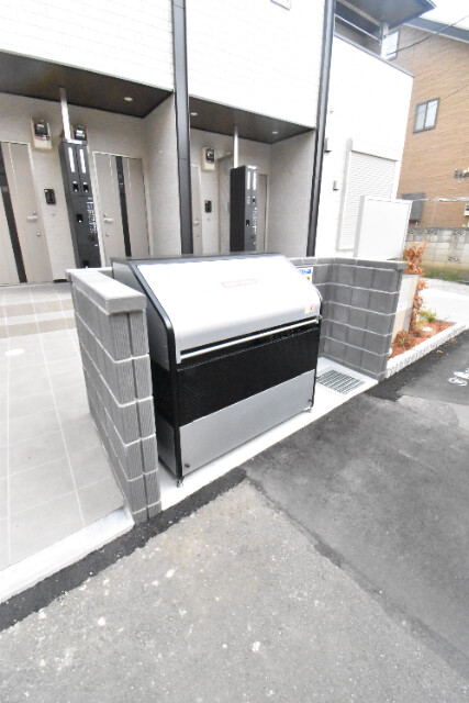 ��ʌ��������܎s�k��{�����̃A�p�[�g�̂��̑�