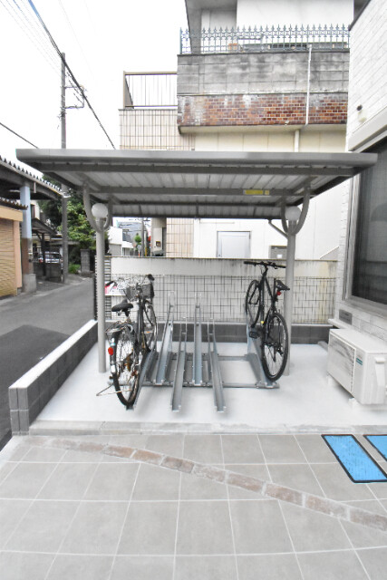 ��ʌ��������܎s�k��{�����̃A�p�[�g�̂��̑�