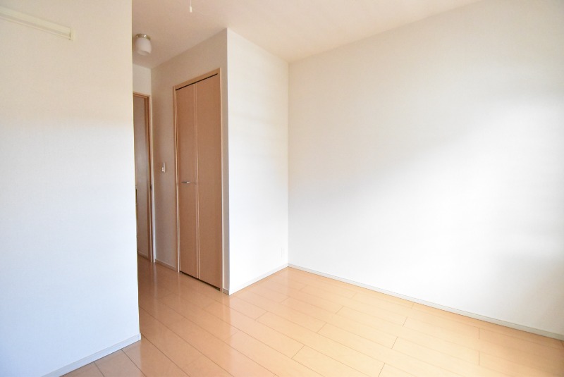 ��ʌ�����s�厚���s�̍��݂̃A�p�[�g�̂��̑������E�X�y�[�X