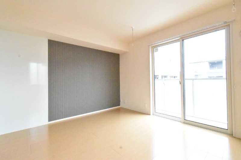 ��ʌ��z�J�s���C�N�^�E���Q���ڂ̃A�p�[�g�̂��̑������E�X�y�[�X