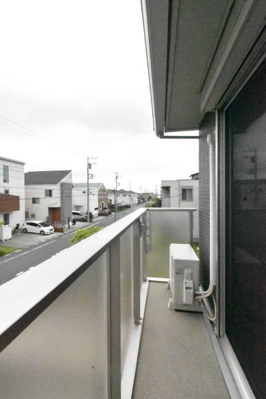 ��ʌ��z�J�s���C�N�^�E���Q���ڂ̃A�p�[�g�̃o���R�j�[