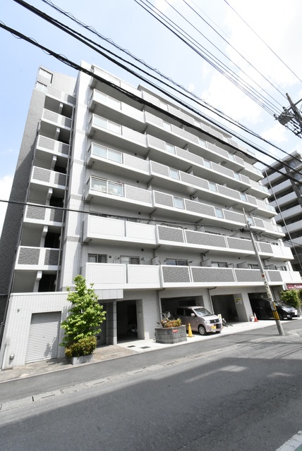 ��ʌ��������܎s�k��{�����R���ڂ̃}���V�����̌����O��