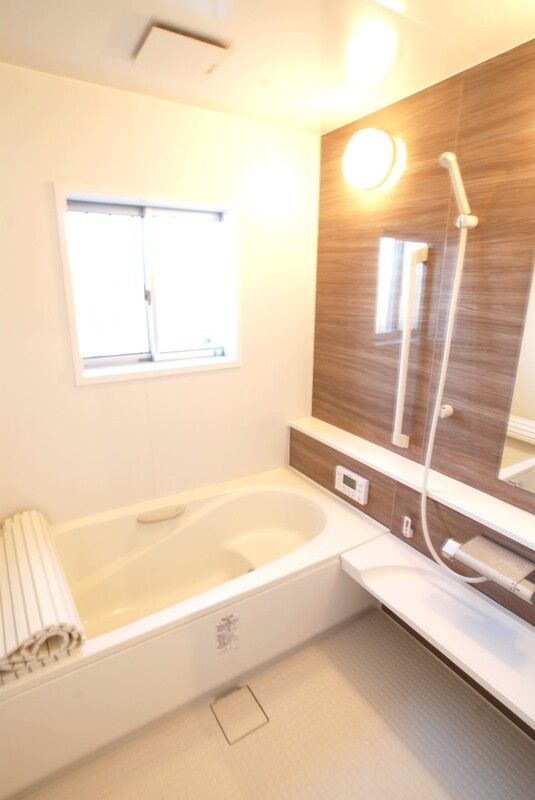 ��ʌ�����s�厚���s�����̃e���X�n�E�X�̃o�X