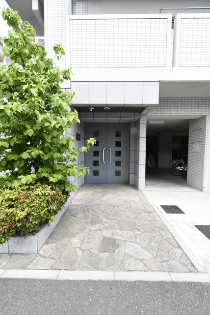 ��ʌ��������܎s�k��{�����R���ڂ̃}���V�����̃G���g�����X