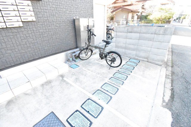 ��ʌ�����s�≺���Q���ڂ̃A�p�[�g�̂��̑�