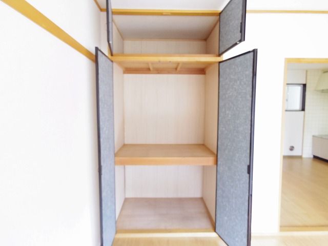 ��ʌ�����s�����R���ڂ̃}���V�����̎��[