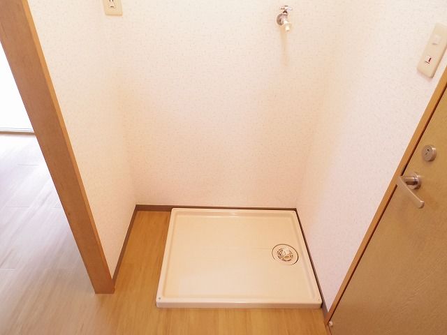 ��ʌ�����s�����R���ڂ̃}���V�����̂��̑�