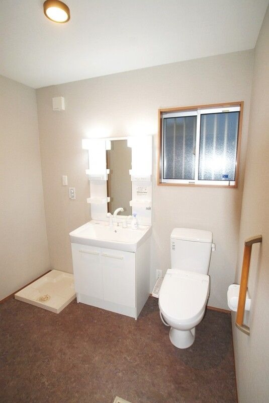 ��ʌ�����s�厚���s�����̃e���X�n�E�X�̃g�C��