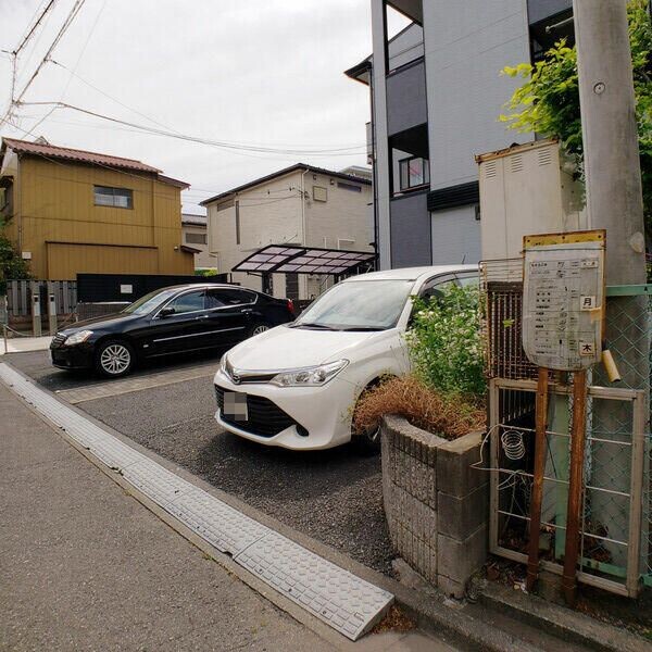 ��ʌ��������܎s������V�����R���ڂ̃A�p�[�g�̒��ԏ�