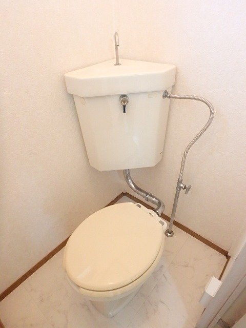 ��ʌ��������܎s�k��{�����S���ڂ̃A�p�[�g�̃g�C��