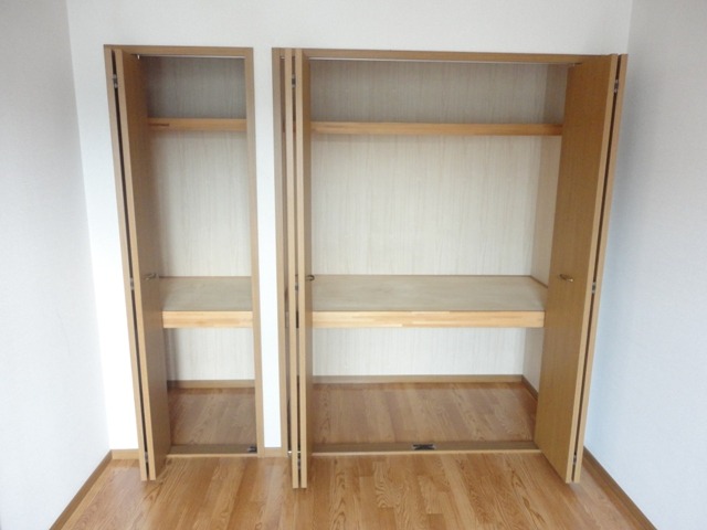 ��ʌ��������܎s�k����i���Q���ڂ̃A�p�[�g�̎��[