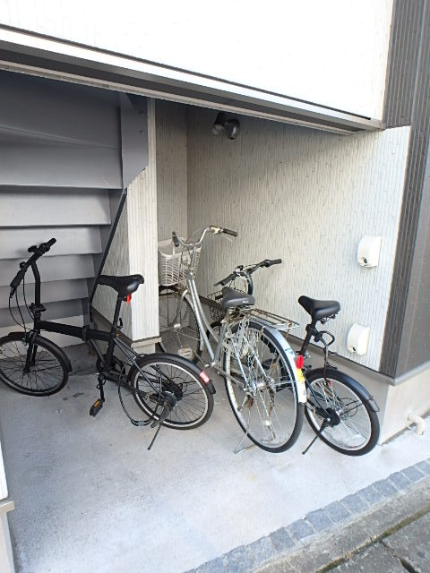 ��ʌ��������܎s��{����ؒ��S���ڂ̃A�p�[�g�̂��̑�