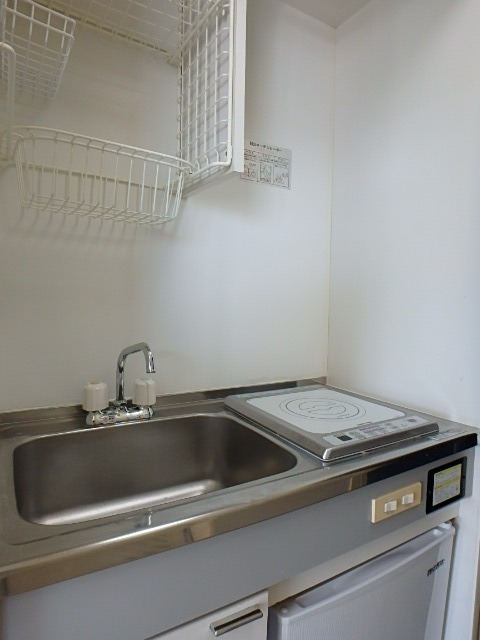 ��ʌ���z�s��ג��̃A�p�[�g�̃L�b�`��