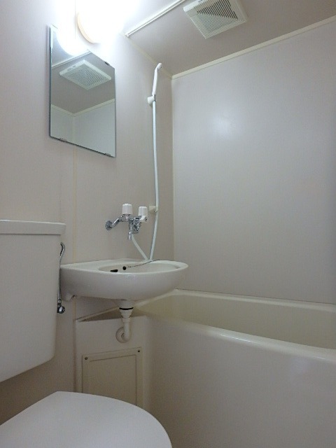 ��ʌ���z�s��ג��̃A�p�[�g�̃g�C��