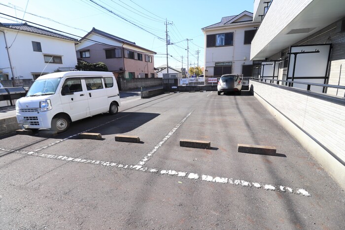 ��ʌ��z�J�s���������P���ڂ̃}���V�����̒��ԏ�