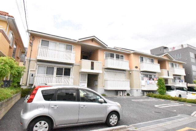 ��ʌ�����s����R����21-32�̃A�p�[�g�̌����O��