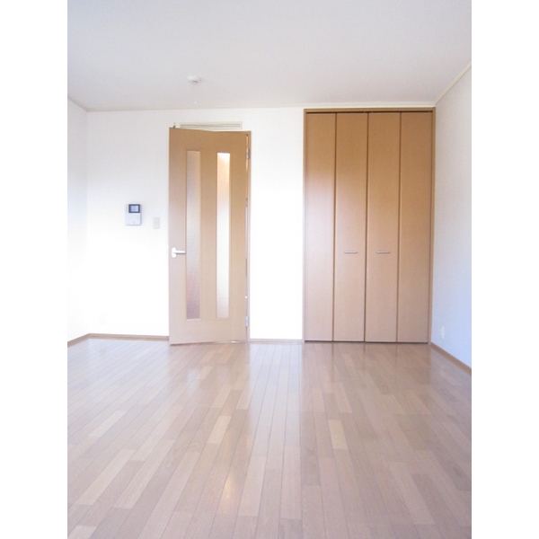 ��ʌ�����s�厚���̃A�p�[�g�̋��ԁE���r���O